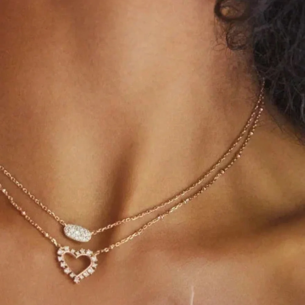 Kendra Scott Elegant Gold Heart Pendant Necklace - Picture 7 of 8